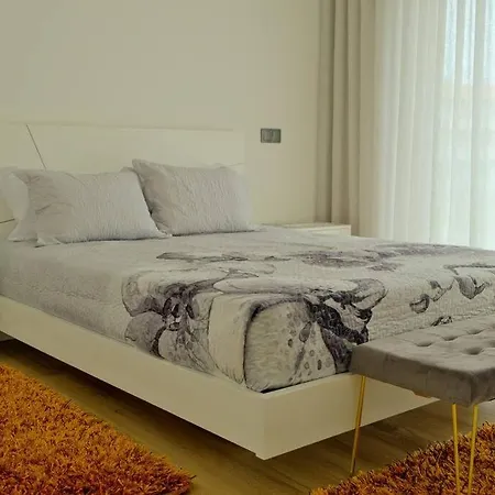 Avenida House A 700 Metros Da Hébergement de vacances