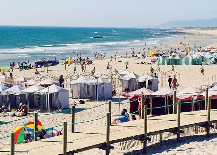 Ferienhaus Avenida House A 700 Metros Da *