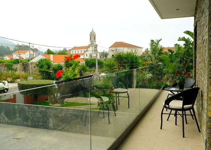 Avenida House A 700 Metros Da